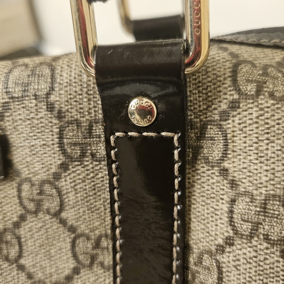 👜 Gucci GG Supreme Boston Satchel - Picture 9 of 15